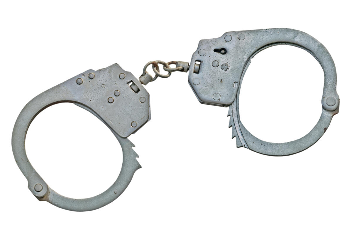Sedro-Woolley man accused of molesting girlfriend's daughter - Vimarsana News