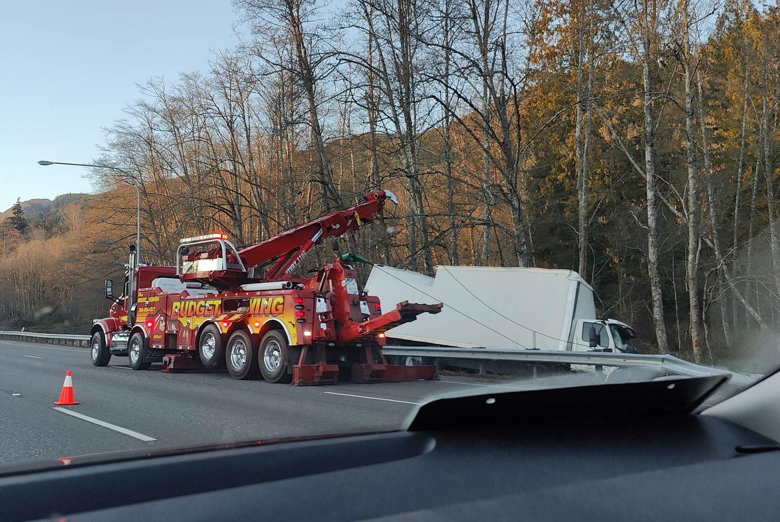 Rollover crash snarls traffic south of Bellingham - Vimarsana News