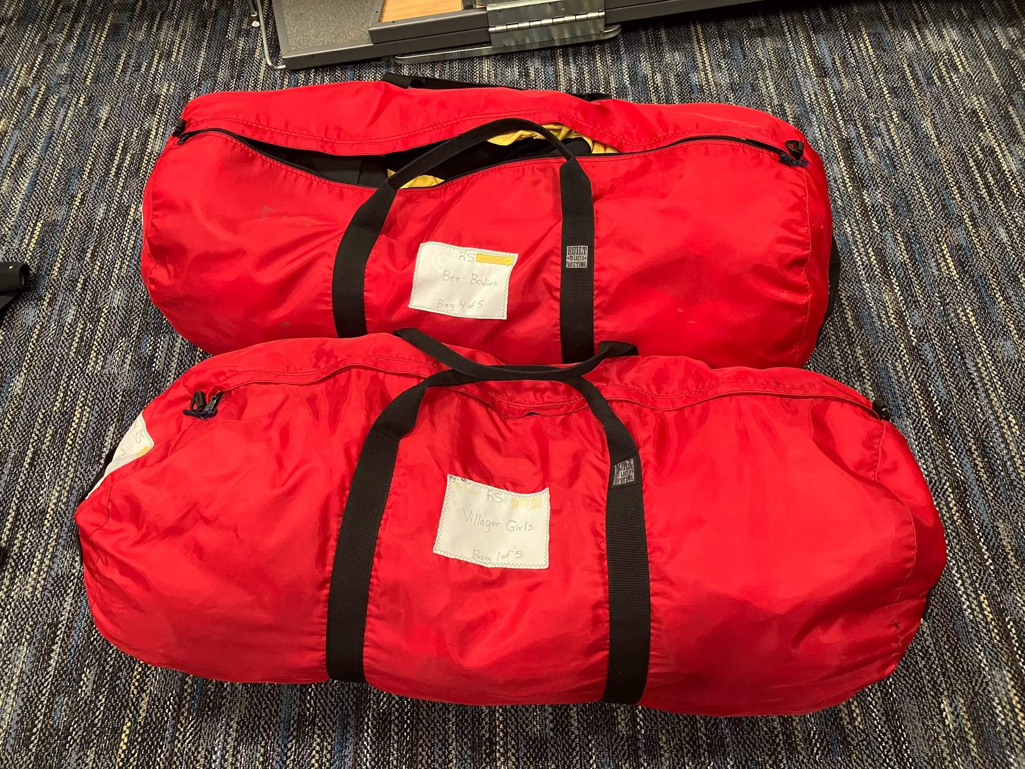 Ferndale Police looking for stolen bags full of theater costumes - Vimarsana News
