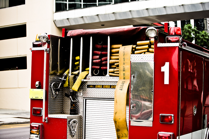 Birch Bay fire injures two people, kills several dogs