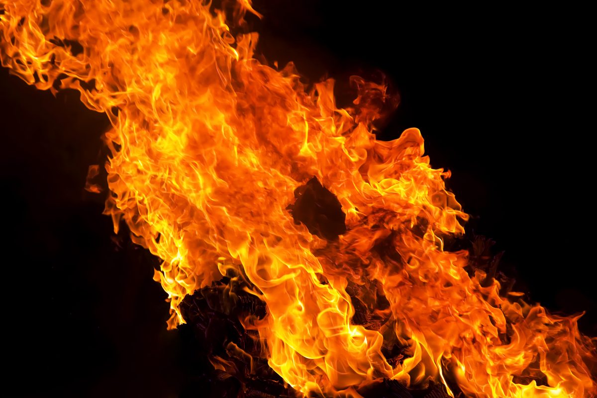 Two RV’s and a van go up in smoke