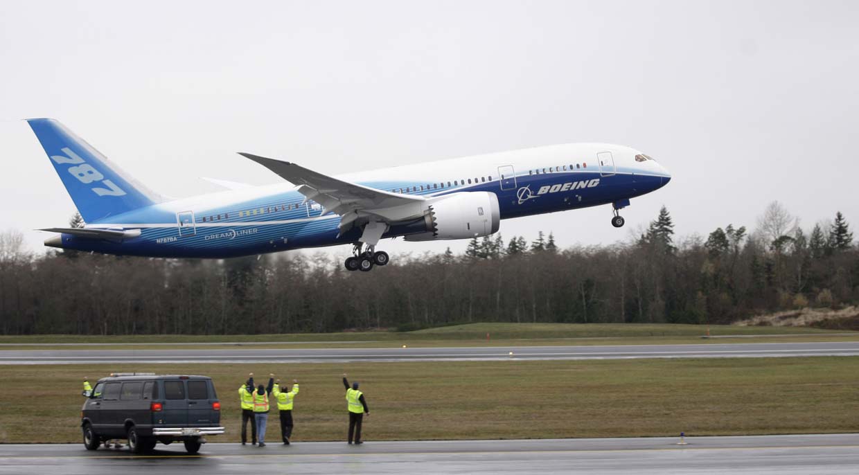 Boeing sells off land at Pierce County facility