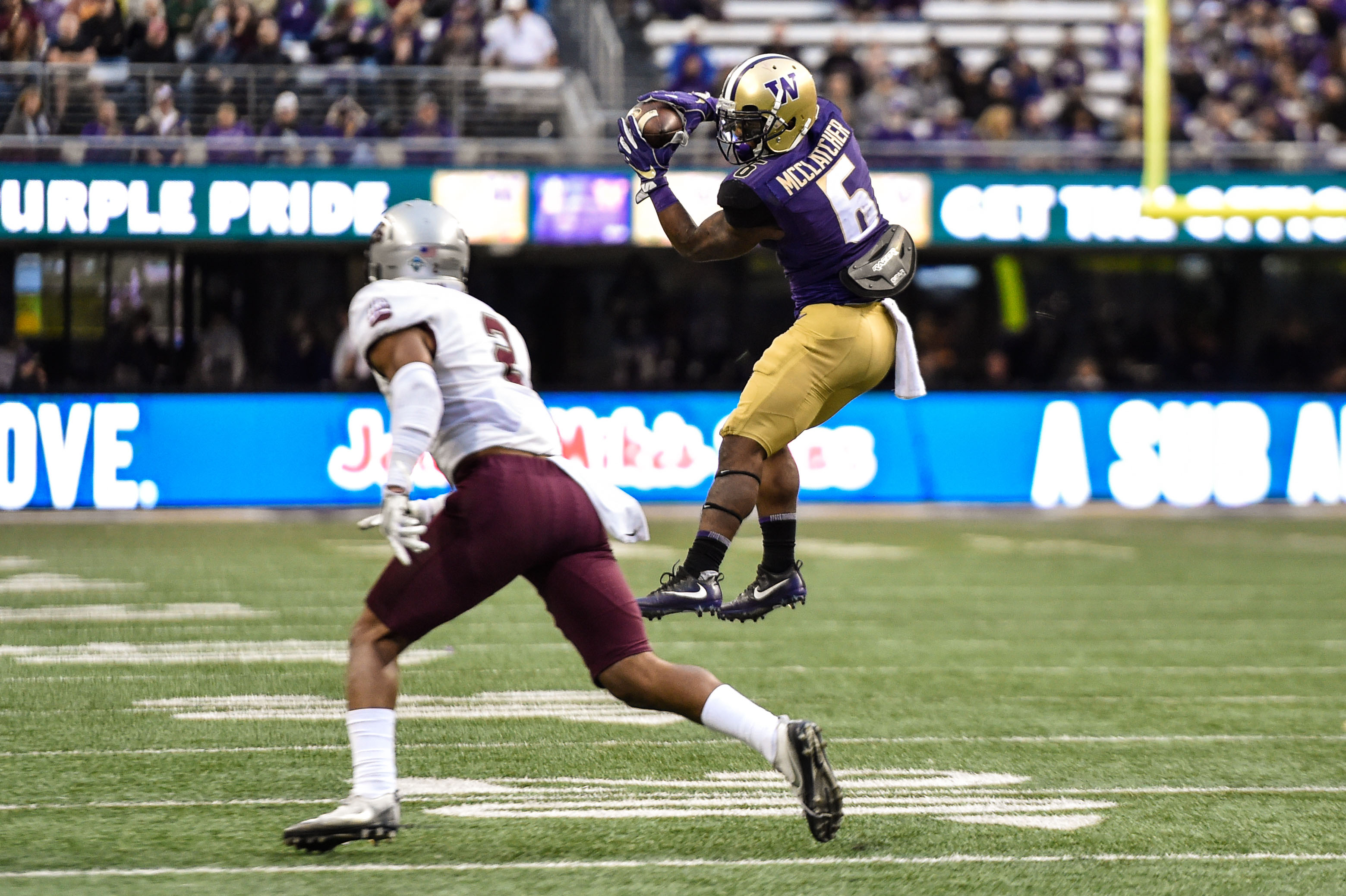 No. 6 Washington loses WR Chico McClatcher to broken ankle 
