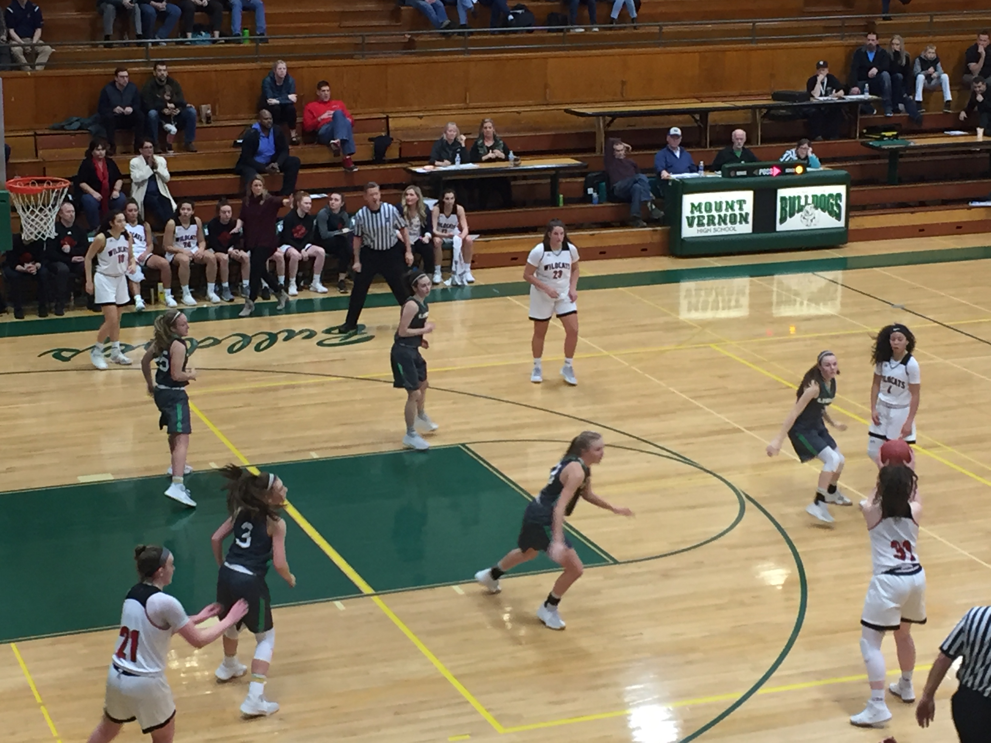 A win and two losses for Whatcom County in district hoops Monday