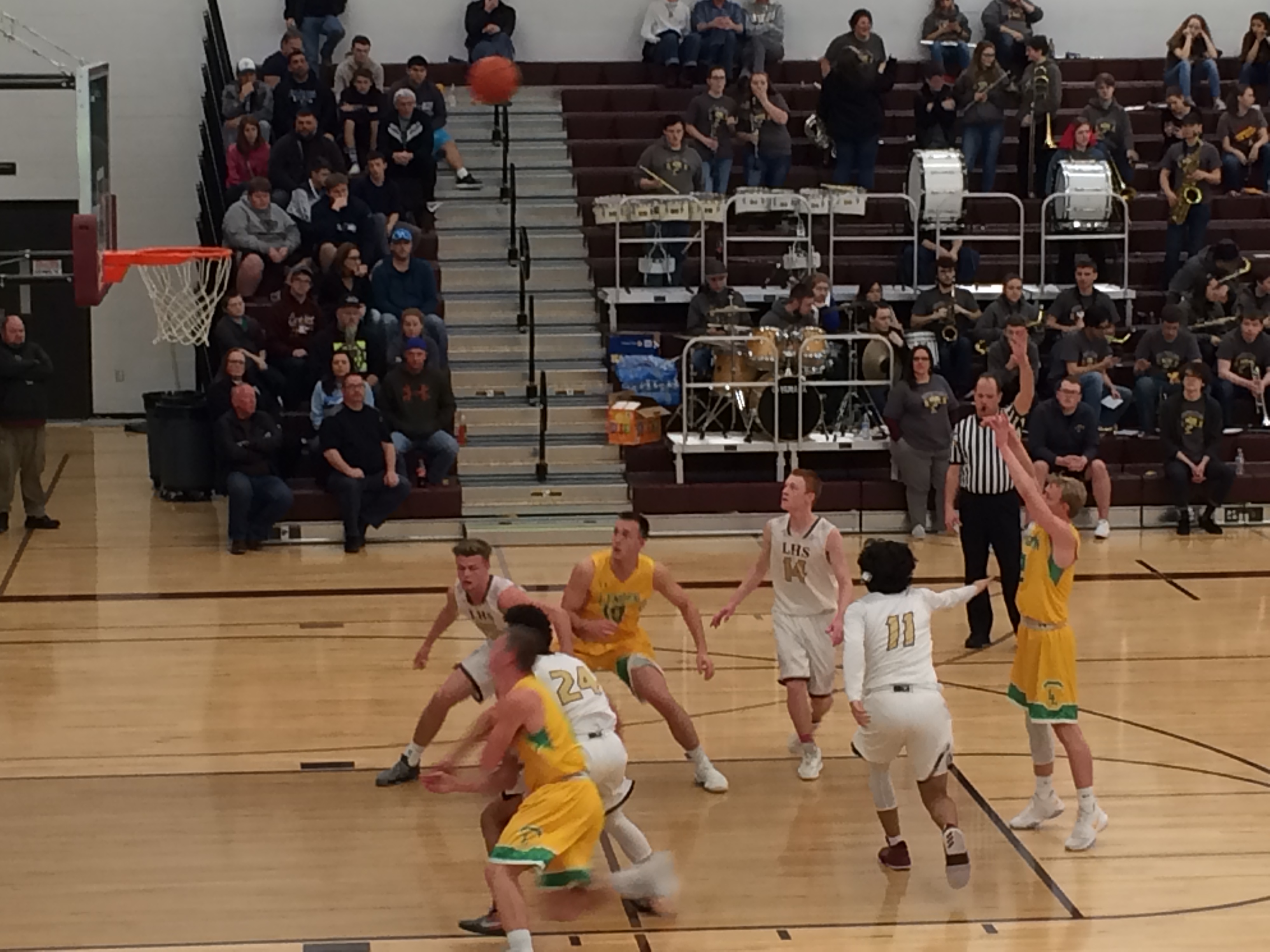 District tournament final scores from Saturday night