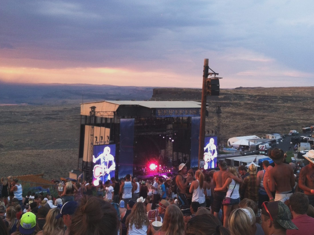 Live Nation hiring seasonal workers for summer concerts