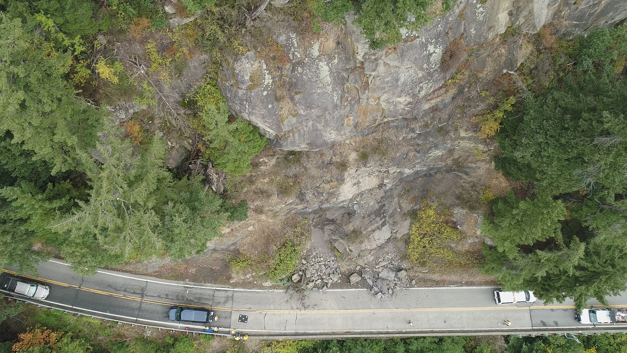 Chuckanut Drive reopens after rockslide cleanup