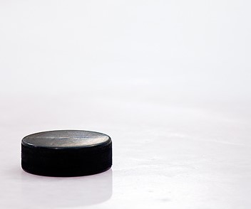 Canucks blanked by Maple Leafs