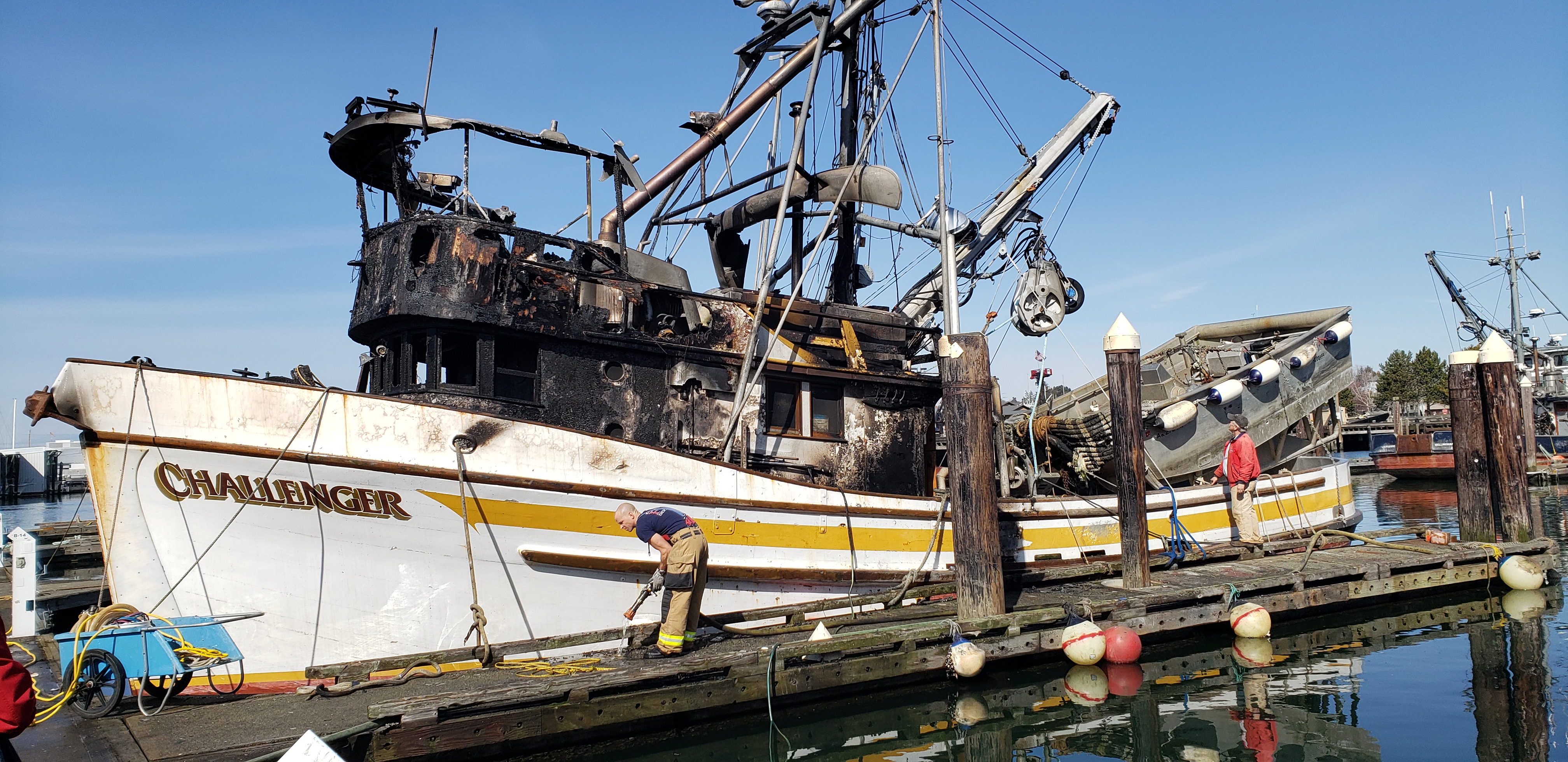 Fire engulfs fishing boat at Squalicum Harbor