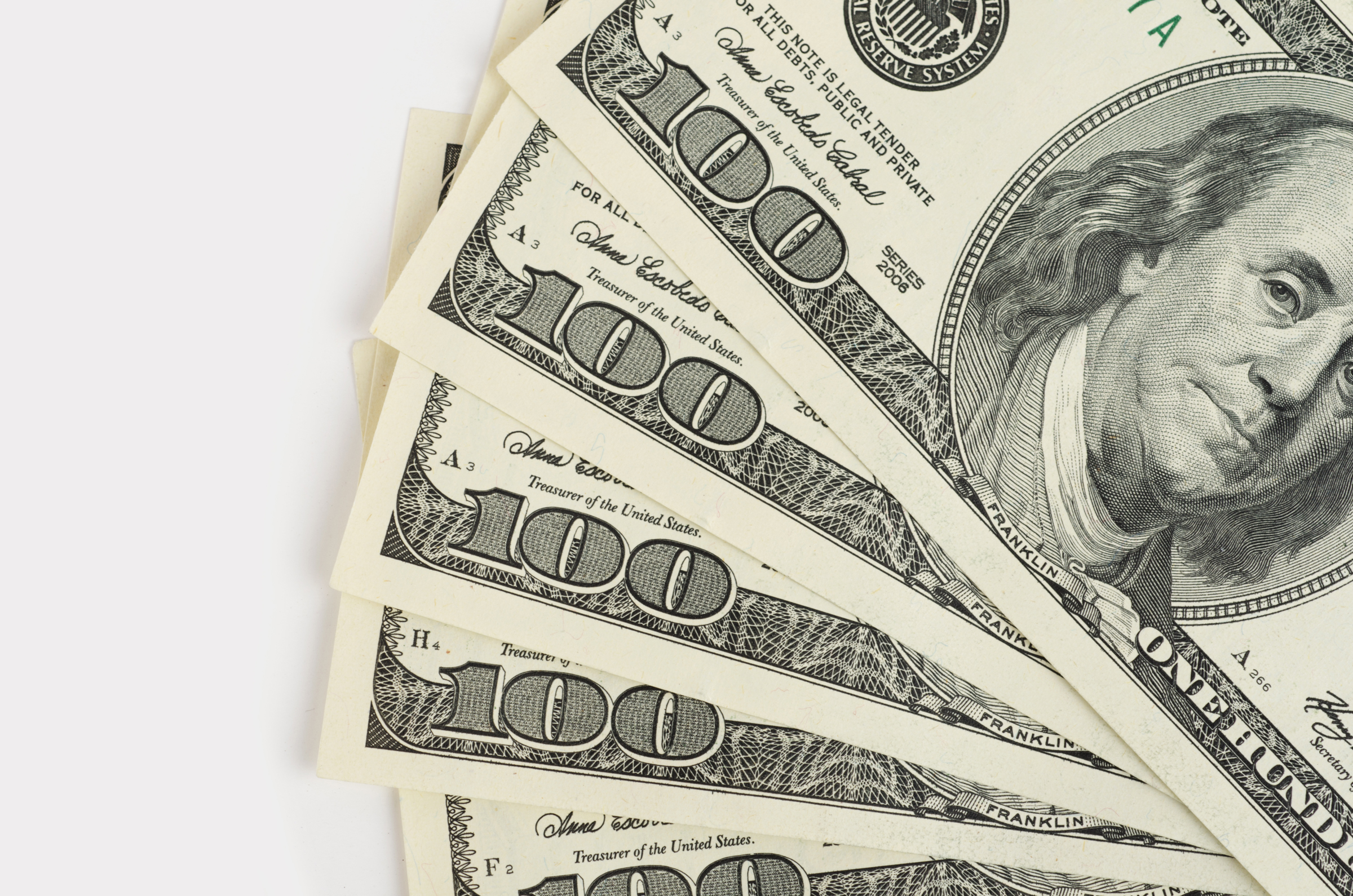 Peoples Bank donates to local eye clinic, hosting public vote on next donation Peoples Bank donates to local eye clinic, hosting public vote on next donation