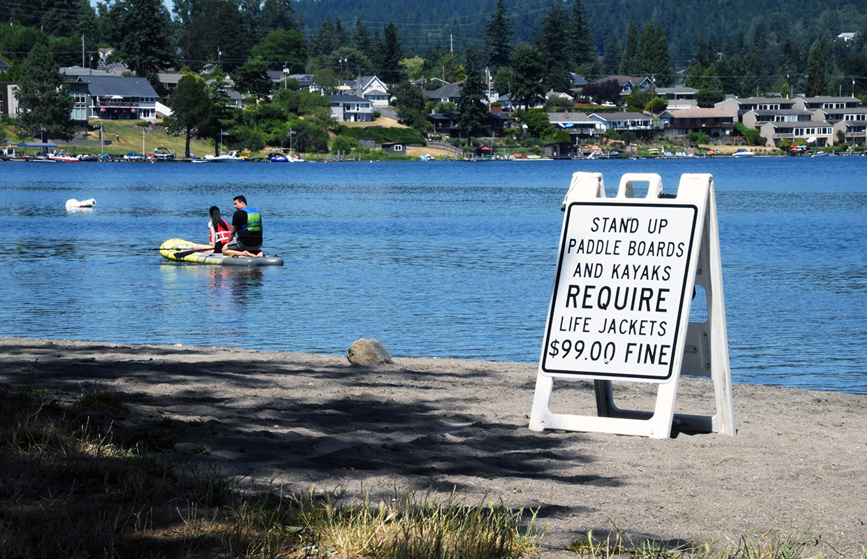 City extends ban on multi-family units in Silver Beach neighborhood