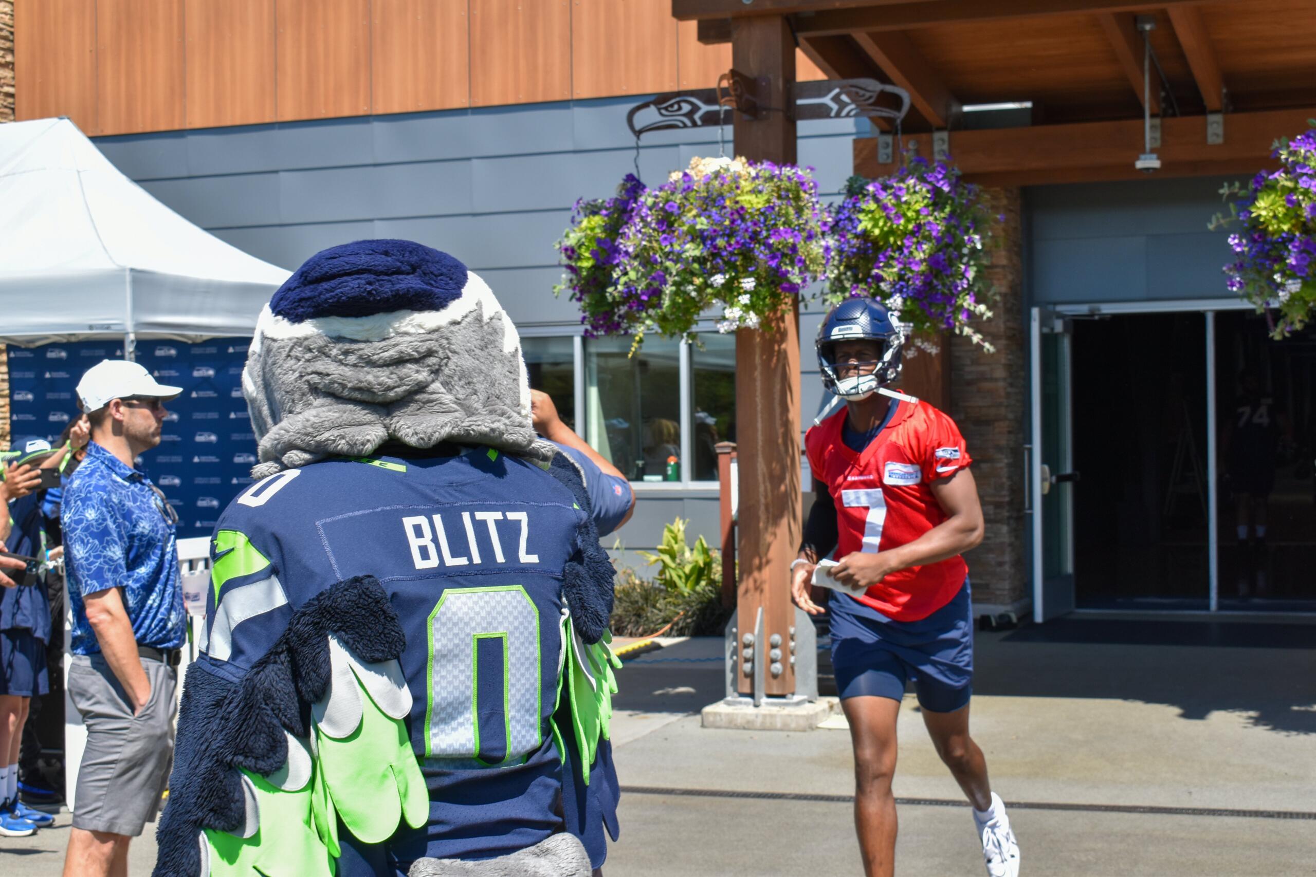 Seahawks, Steelers quarterbacks set for preseason opener | Classic Rock Seahawks, Steelers quarterbacks set for preseason opener | Classic Rock