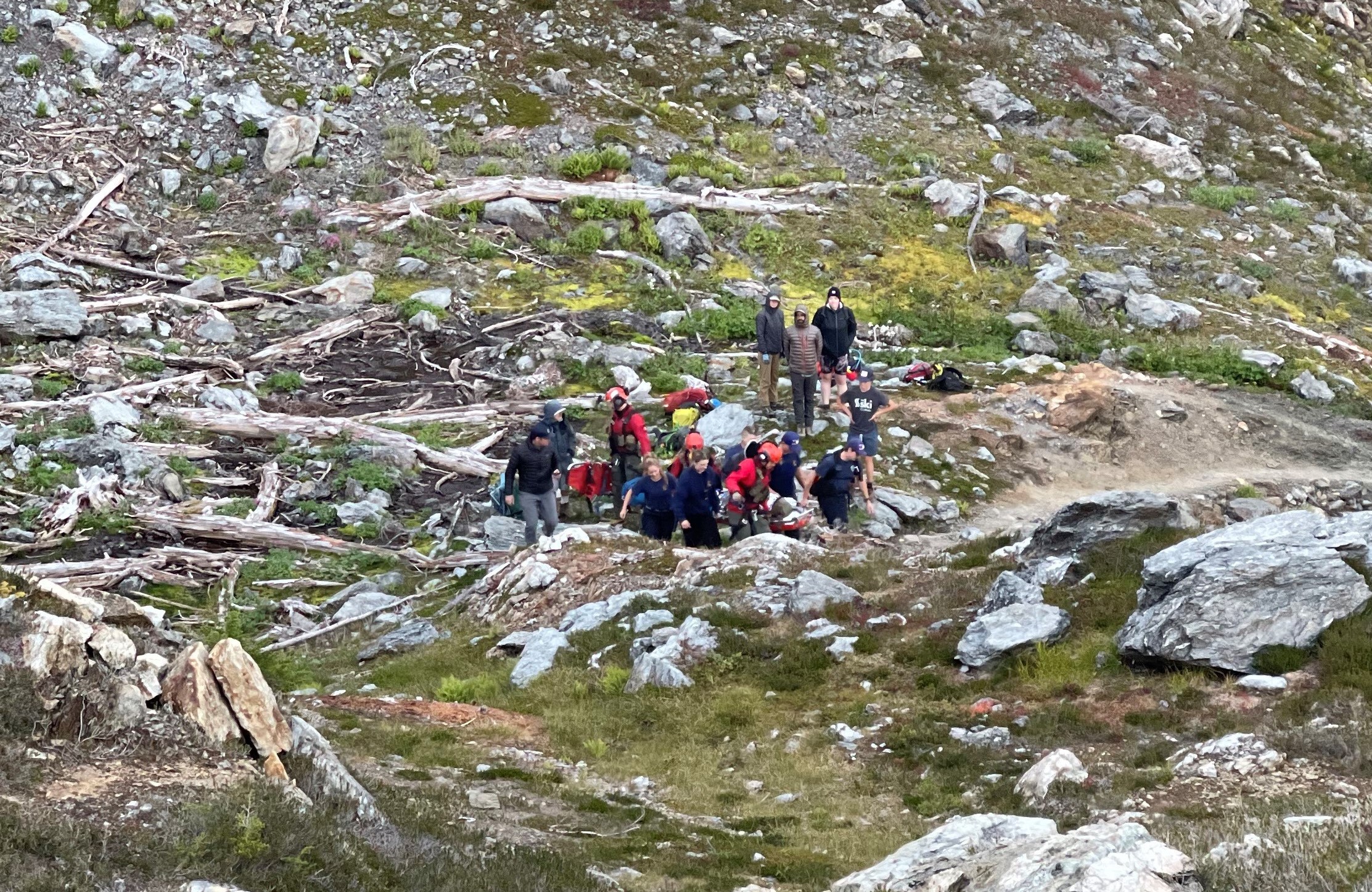 Team from Whidbey Island rescues hiker in the North Cascades Team from Whidbey Island rescues hiker in the North Cascades