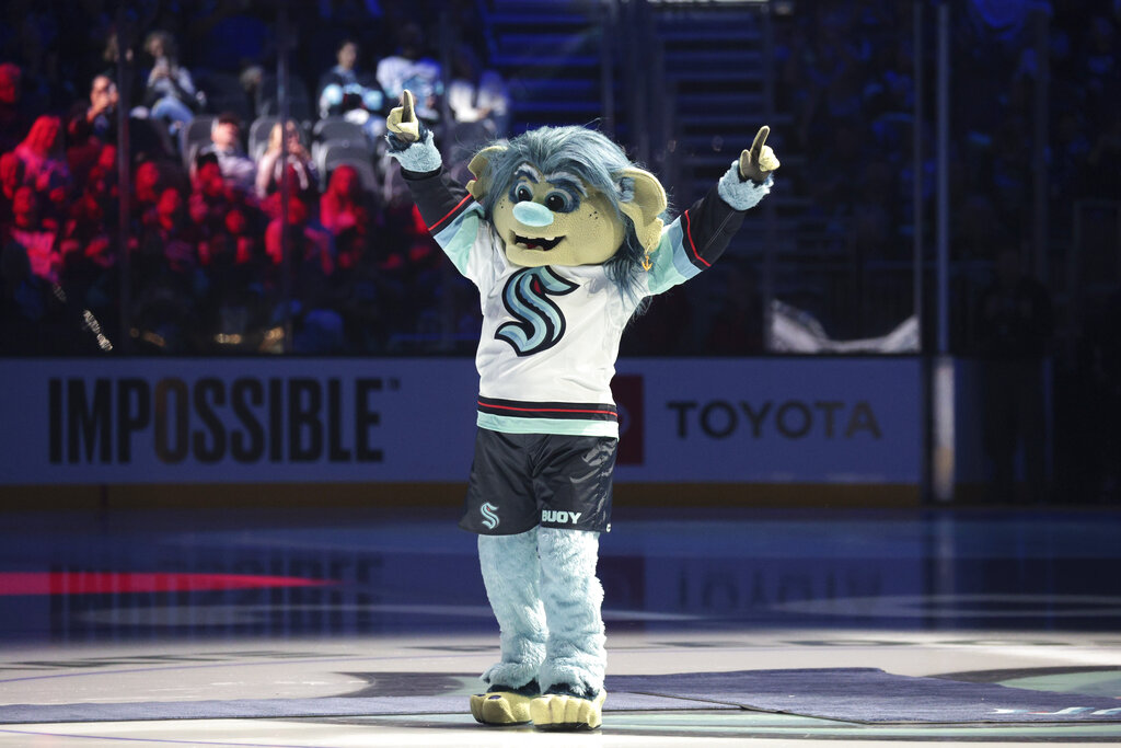 Vegas visits Seattle after Amadio’s 2-goal game