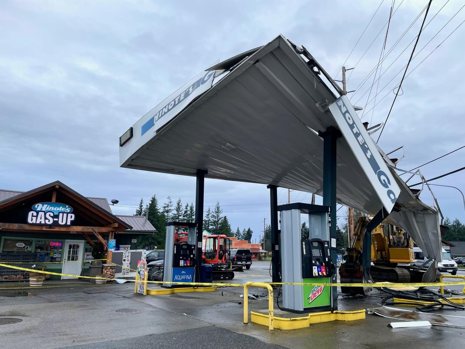 Collision forces WTA bus into gas station near Lynden 1170 KPUGAM